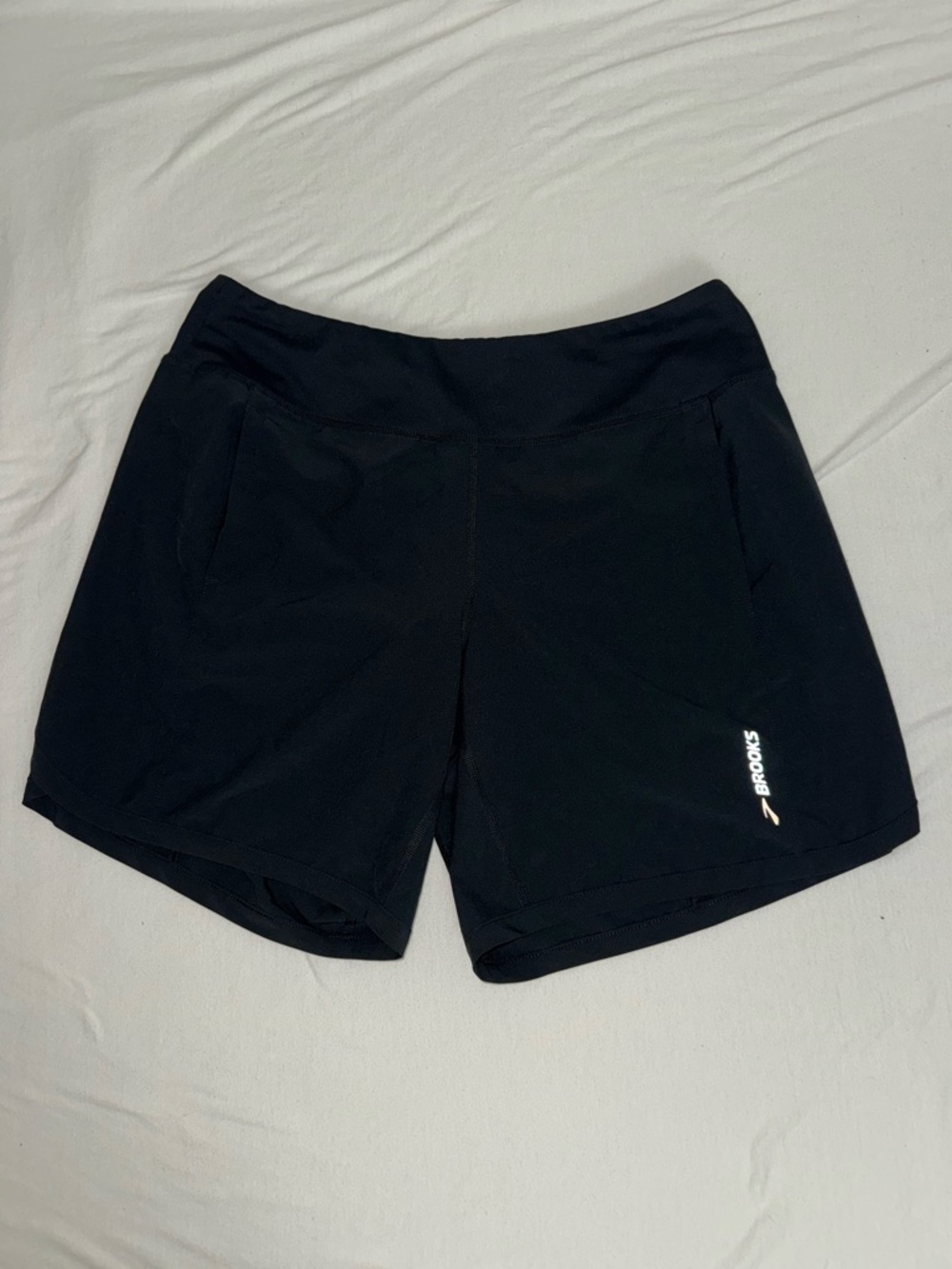 Brooks 7” Chaser Shorts